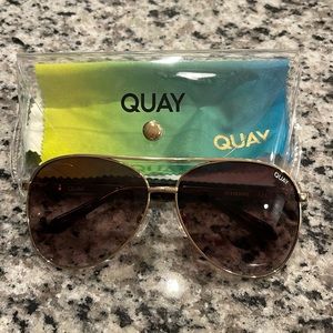 Quay Vivienne Aviator Sunglasses
